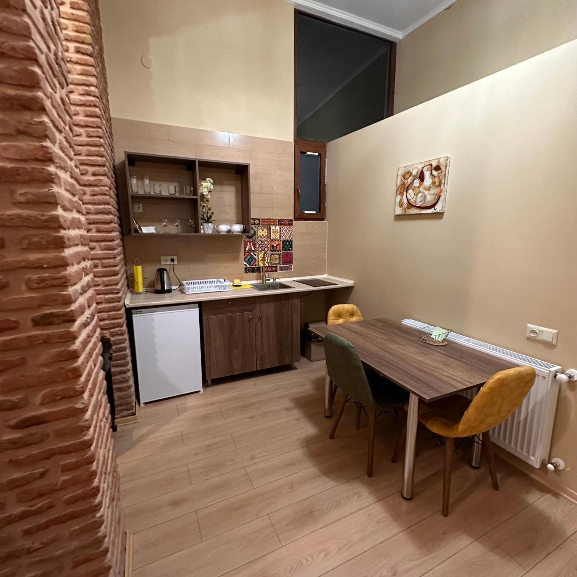 Luxury 2 Bedroom Historical Center Apartment *
