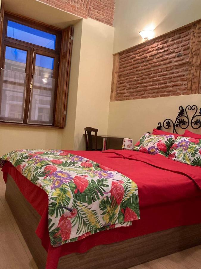 Luxury 2 Bedroom Historical Center *