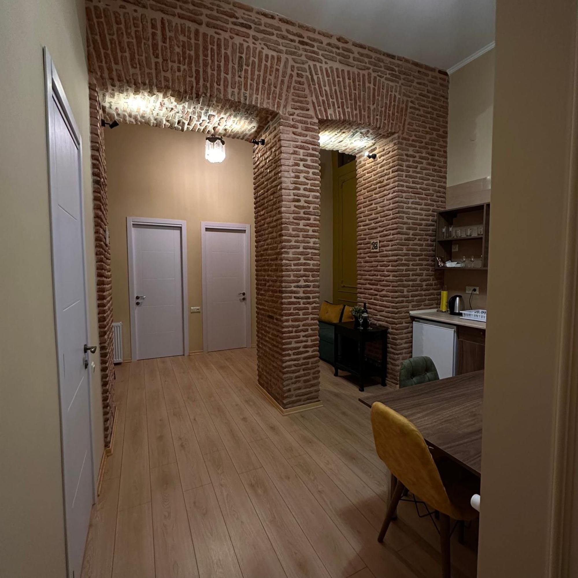 Apartment Luxury 2 Bedroom Historical Center Tbilisi